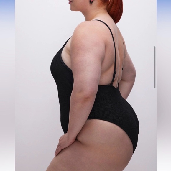 Good American Always Fits Crinkle Black Swimsuit NWOT - Picture 3 of 7